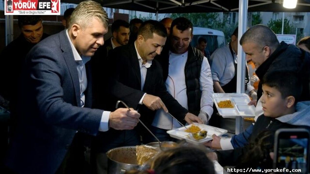KUŞADASI BELEDİYESİ'NDEN RAMAZAN AYI BOYUNCA 18 BİN KİŞİLİK İFTAR YEMEĞİ
