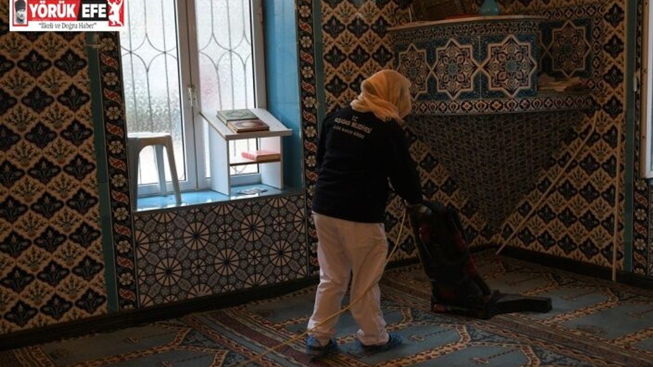 Kuşadası Belediyesi camileri Ramazan ayına hazırlıyor