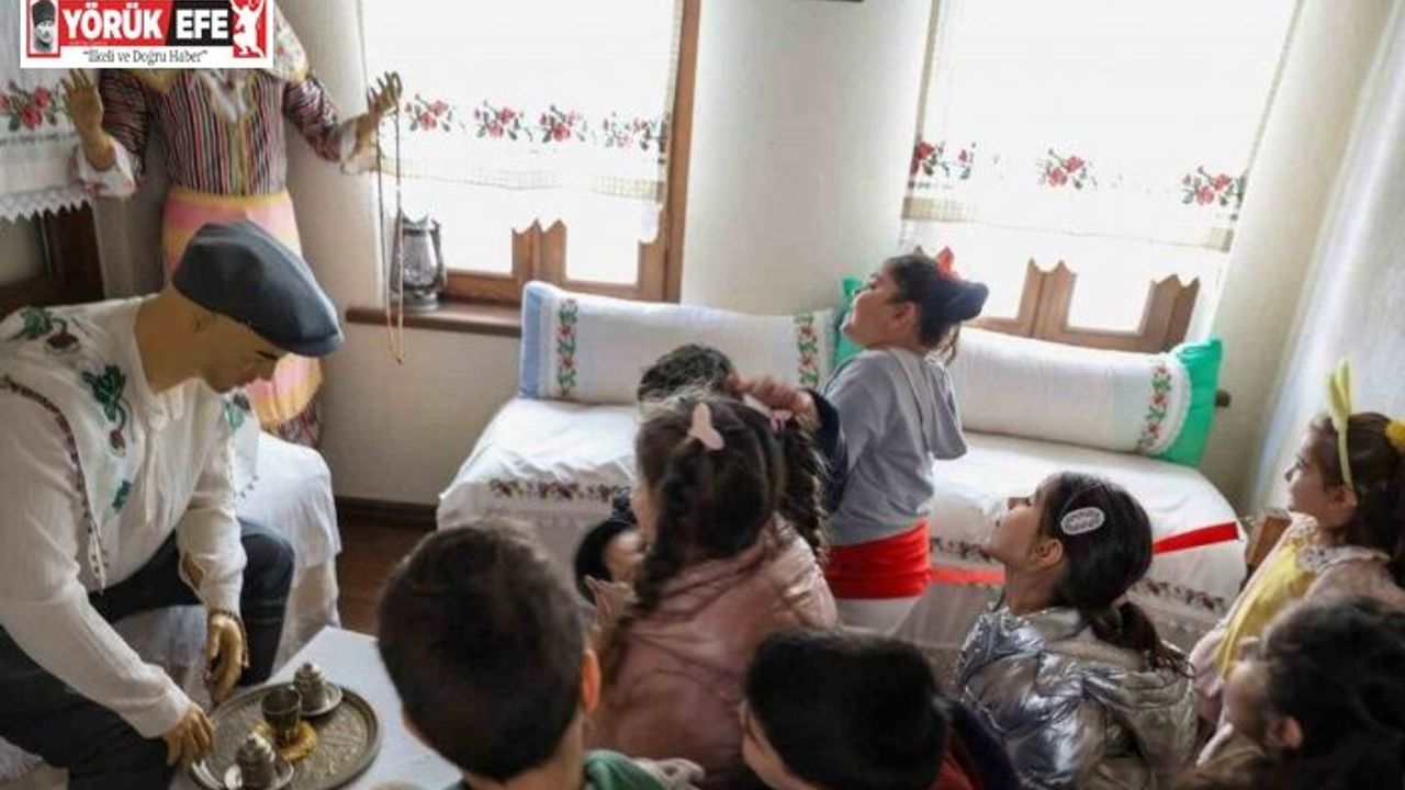 Gündüz Bakımevi öğrencileri Aydın’ın tarih yolculuğuna çıktı