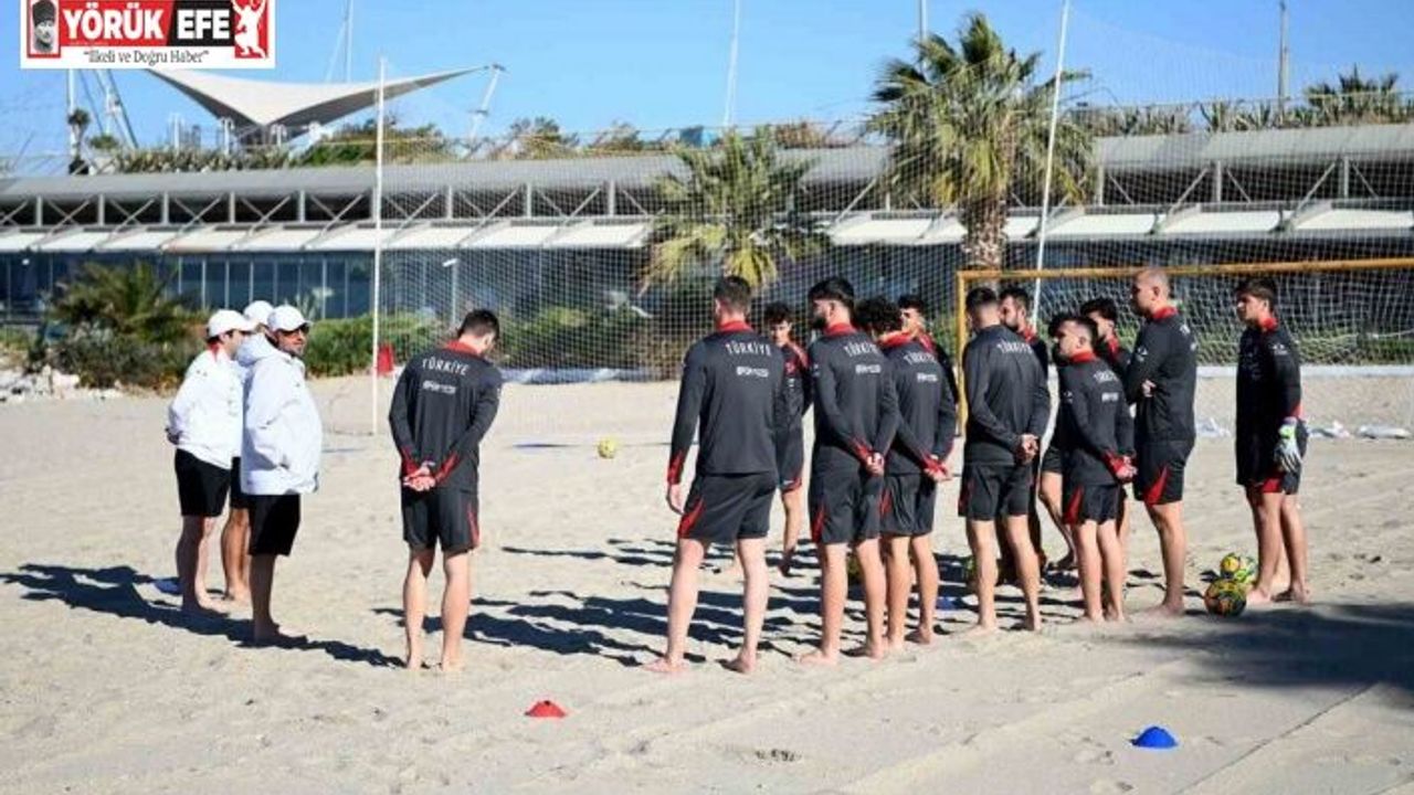 Plaj Futbolu Milli Takımı kamp için Kuşadası’nda