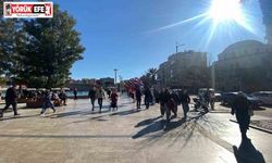 Aydın’da güneş yüzünü gösterdi, çarşıya bahar havası geldi