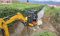 Yenipazar’da yağış sonrası yol bakım ve parke çalışmaları sürüyor