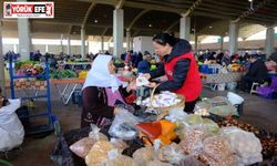 Kuyucak Belediyesi pazaryerinde kadınların gününü kutladı