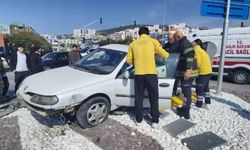Ters yönden çıkınca kaza kaçınılmaz oldu: 2 yaralı