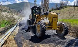 Aydın Büyükşehir ilçelerde yol çalışmalarına devam ediyor