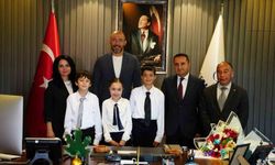 Başkan Zencirci yetkiyi, çocuklara devretti