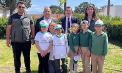 Bozdoğan Hükümet Konağı Bahçesinde çocuklarla fidan dikimi yapıldı