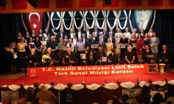 Nazilli'de 'Şarkılarda Anılar' konserine vatandaşlar ilgi gösterdi