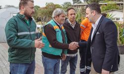 BAŞKAN VEKİLİ DEMİRTAŞ’TAN PARK VE BAHÇELER PERSONELİNE SABAH ZİYARETİ