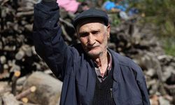 94 yaşındaki Salih amca gençlere taş çıkarıyor