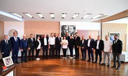 BAŞKAN ÇERÇİOĞLU’NA AK PARTİ DİDİM’DEN ZİYARET