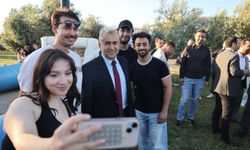 T.Life Açık Hava Sineması Etkinliği ADÜ’de Öğrencilerden Yoğun İlgi Gördü