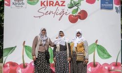 Kuşadası'ndaki Kiraz Şenliği binlerce ziyaretçiyi ağırladı