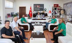 CAN KURTARAN BELEDİYE PERSONELİNE BAŞKAN YETİŞKİN’DEN HEDİYE ALTIN VE PLAKET
