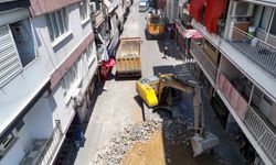 BAŞKAN ANIL YETİŞKİN ÖNCÜLÜĞÜNDE ASFALTLAMA ÇALIŞMALARI DEVAM EDİYOR