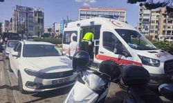 Motosiklet 3 metre sürüklendi, sürücü yaralandı