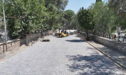 EFELER’DE YENİ YOLLAR HİZMETE GİRDİ"İKİ KRİTİK NOKTADA 25 BİN METREKARELİK DÖNÜŞÜM"