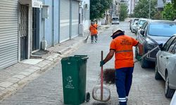 EFELER’DE TEMİZLİK ÇALIŞMALARI MAHALLE MAHALLE SÜRÜYOR