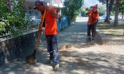 EFELER’DE TEMİZLİK FAALİYETLERİ ARALIKSIZ DEVAM EDİYOR