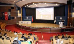 ADÜ'de öğrencilere yönelik oryantasyon ve bilgilendirme programları sürüyor