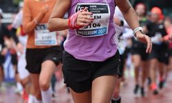 Aydınlı öğretmen 42 kilometrelik maratonu rekoruyla tamamladı