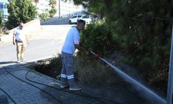 Kuşadası'nda yağmur suyu hatları yağışlara hazırlanıyor