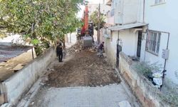 Nazilli Yeşil Mahalle'de yol yenileme çalışmaları başladı