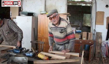 Uğruna parmaklarını kaybettiği mesleğini bırakamıyor