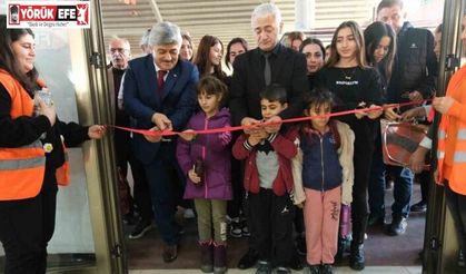 Kuyucak Belediyesi 1. Kitap Günleri başladı.