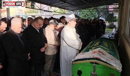 Başkan Çömden’in hayatını kaybeden annesi son yolculuğuna uğurlandı