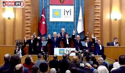 CHP’den istifa eden Efeler Belediye Başkanı Atay, İYİ Parti’ye katıldı