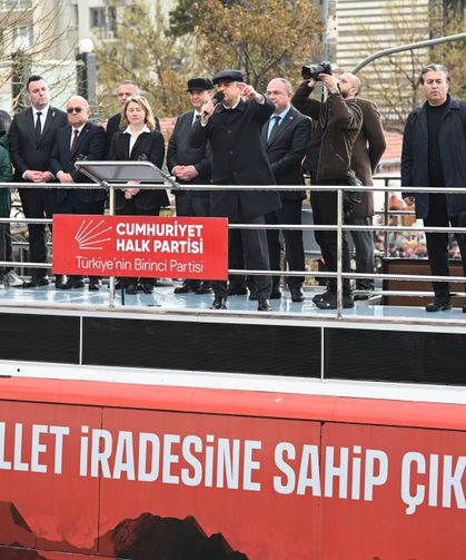 "Ya Hapse Ya Transfer” İddiası: Özgür Özel’den Aydın Üzerinden Sert Çıkış