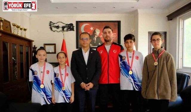 Başkan Doğanca başarılı sporcuları ağırladı