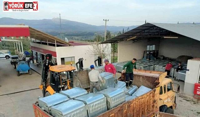 Karacasu Belediyesi’ne 100 çöp konteyneri desteği