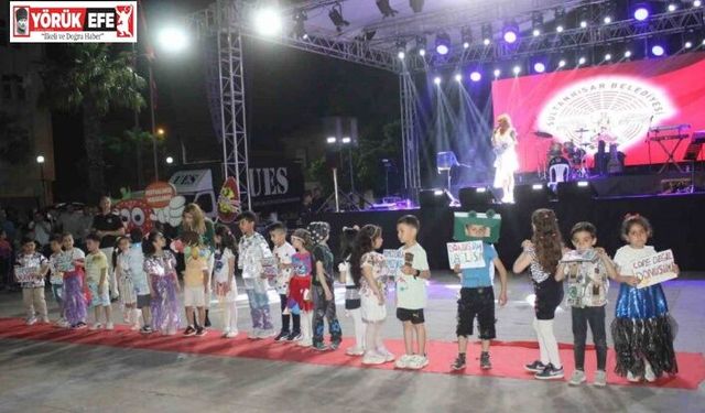 Çocukların geri dönüşüm defilesi beğeni topladı