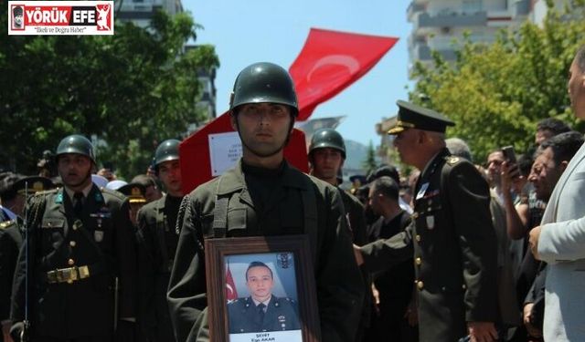 Aydınlı Şehit Üsteğmen Ege Akar, İzmir’de dualarla son yolculuğuna uğurladı