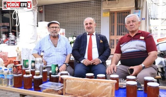 Başkan Kaya, Cuma Pazarında vatandaşlarla buluştu