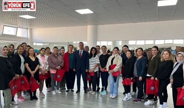 Başkan Ercan’dan sabah sporuna katılan kadınlara sürpriz hediye