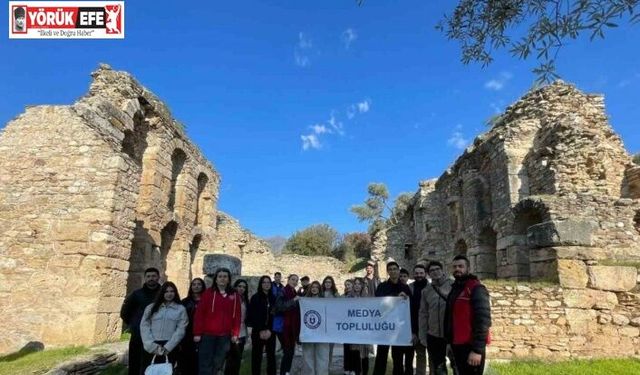 Üniversite öğrencilerine kültür gezisi