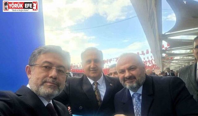 Başkan Kaya, Bakan Yumaklı ile deve güreşlerini görüştü