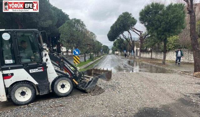 Söke Belediyesi ekipleri sağanak yağış için sahada seferber oldu