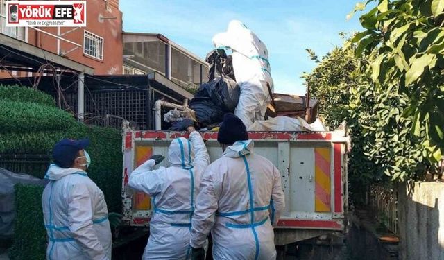 Aydın’da iki çöp evden 13 kamyon çöp çıktı