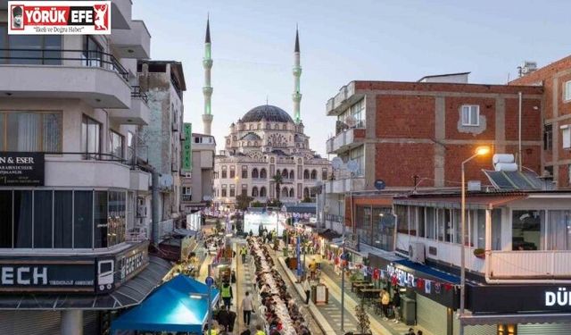 Didim’de vatandaşlar, Didim Belediyesi’nin iftar sofralarında bir araya geldi