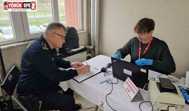 Nazilli’de Emniyet Teşkilatı’ndan Kızılay’a kan desteği