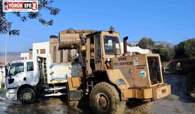 Söke’de Belediye ekipleri dört bir yanda mücadele ediyor