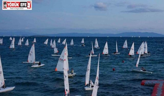 Yelkenliler Didim’de yarışmaya başladı