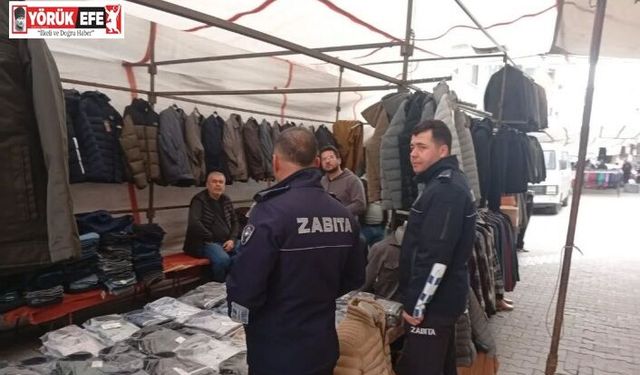 Zabıta ekiplerinden semt pazarında sağanak uyarısı