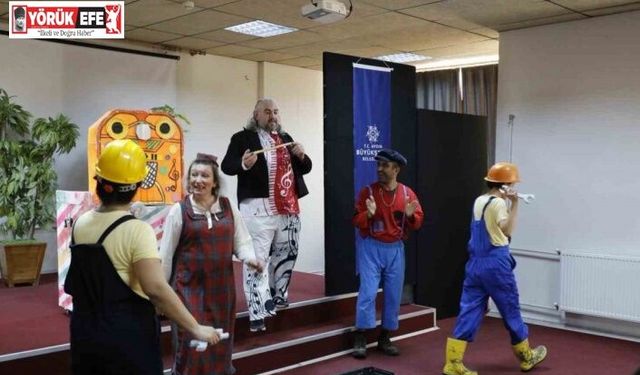 Büyükşehir, Köşklü minikleri tiyatroyla buluşturdu