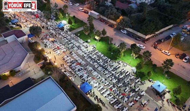 Nazilli’de vatandaşlar iftar sofrasında buluştu