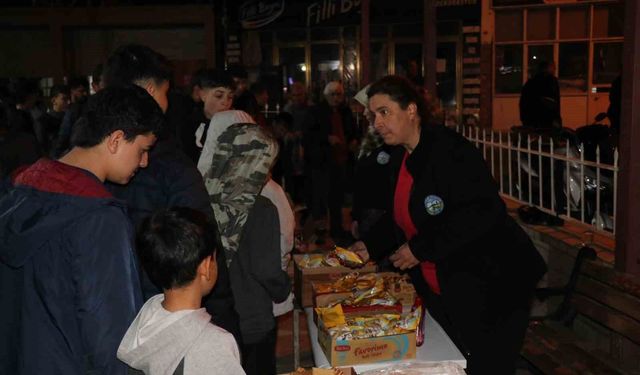Bozdoğan Belediyesi'nden Kadir Gecesi'nde vatandaşlara ikram